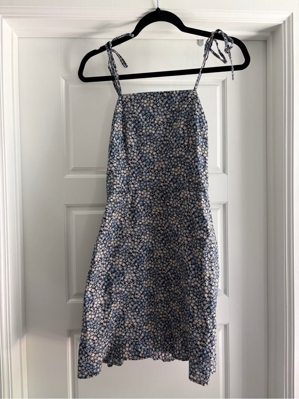 Abercrombie & Fitch Blue Floral Tie-Strap Mini Dress